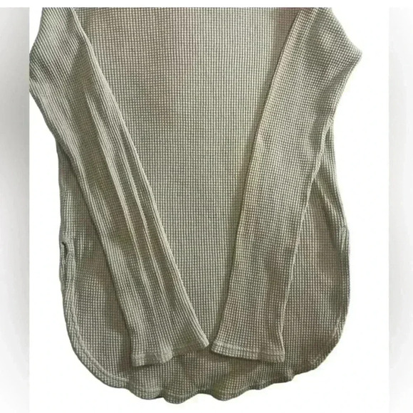 Offline by Aerie One Shoulder Cut Out Long Sleeve Size Small - Picture 3 of 7